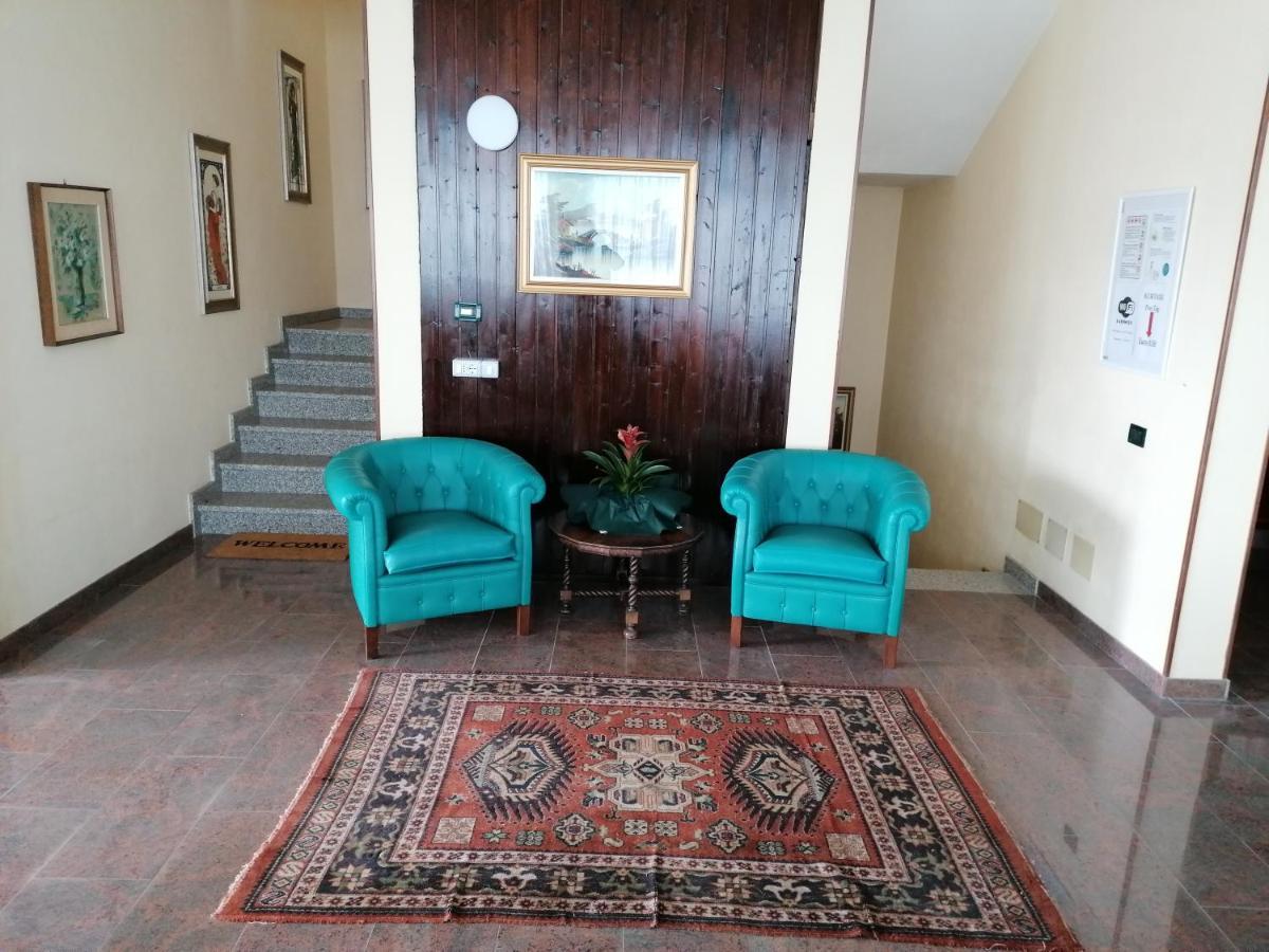 Residence Villa Margherita B&B Nebbiuno Exteriér fotografie